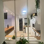 Maison De A 30 M De La