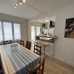 Semesterbostad Maison De A 30 M De La *