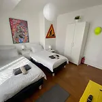 Semesterbostad Maison De A 30 M De La