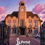 Maison De A 30 M De La