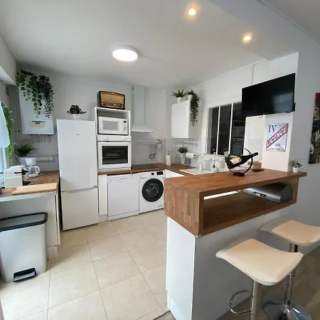 Holiday home Maison De A 30 M De La *