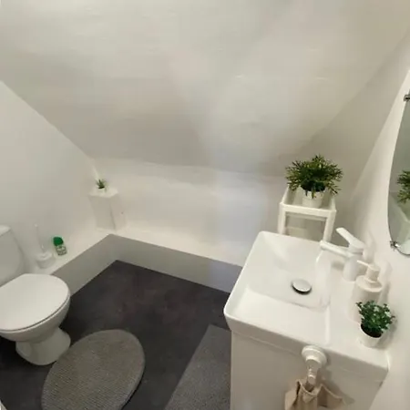 Maison De A 30 M De La * Le Portel