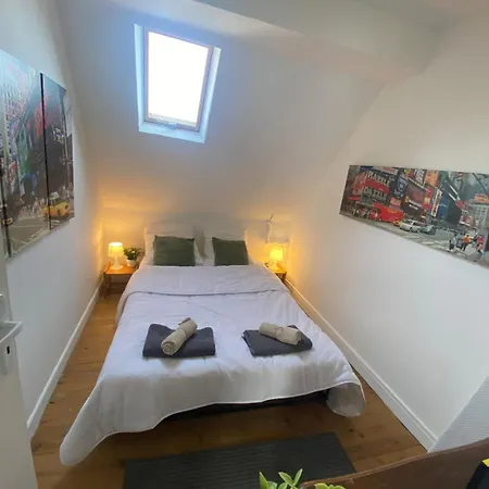 Maison De A 30 M De La *