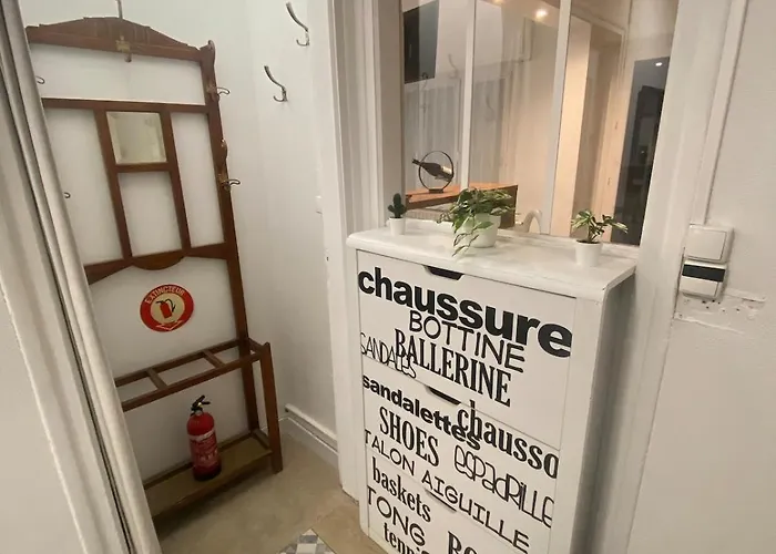 Holiday home Maison De A 30 M De La
