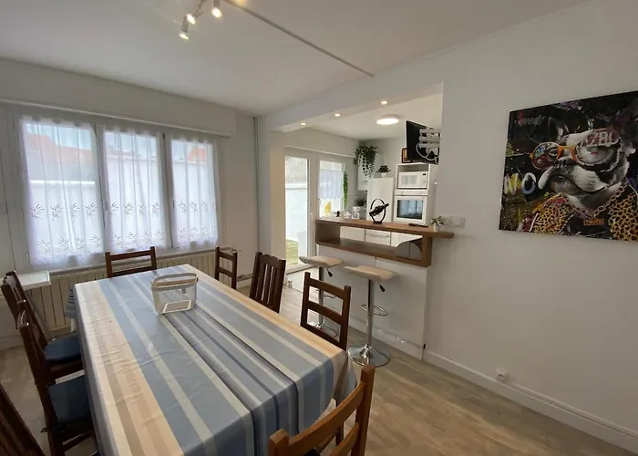 Holiday home Maison De A 30 M De La *
