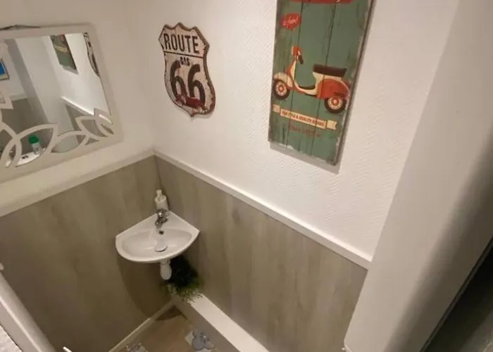 Maison De à 30 M De La Hébergement de vacances *