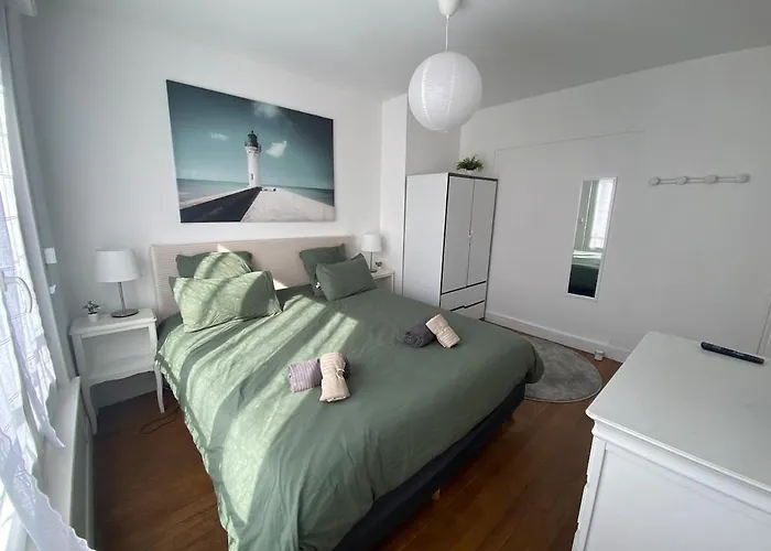 Maison De A 30 M De La Holiday home